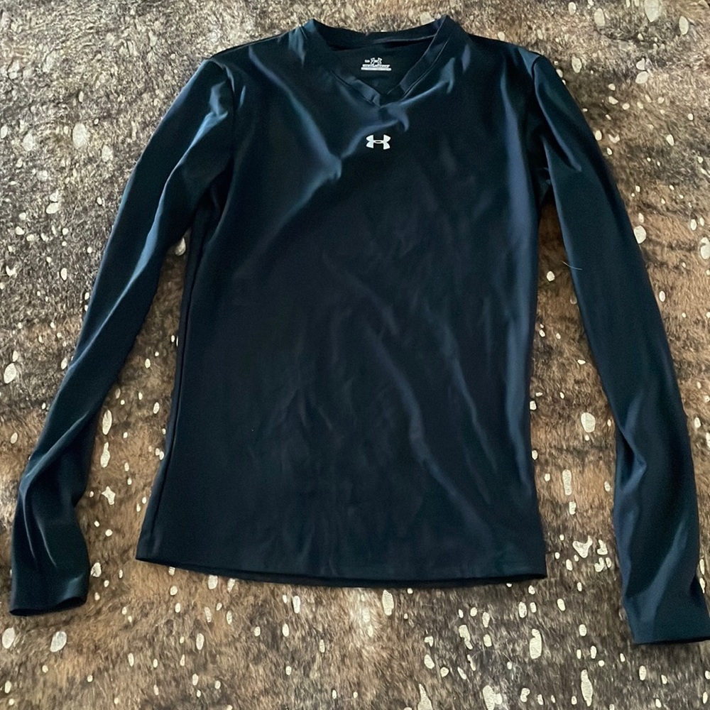 Black under armour top